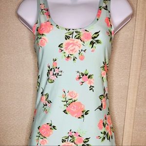 No boundaries M tank top